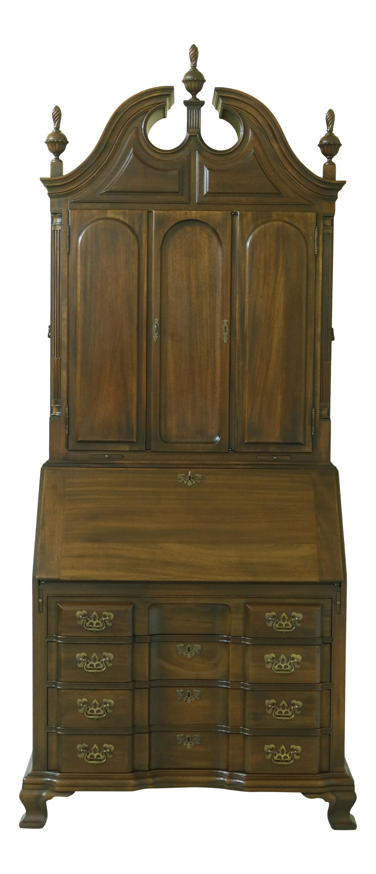 Maddox Blockfront Mahogany Chippendale Secretary Desk Traditional Design: Maddox Blockfront Mahogany Chippendale Secretary Desk Traditional Design This stunning Maddox Blockfront Mahogany Chippendale Secretary Desk showcases exquisite craftsmanship and traditional design