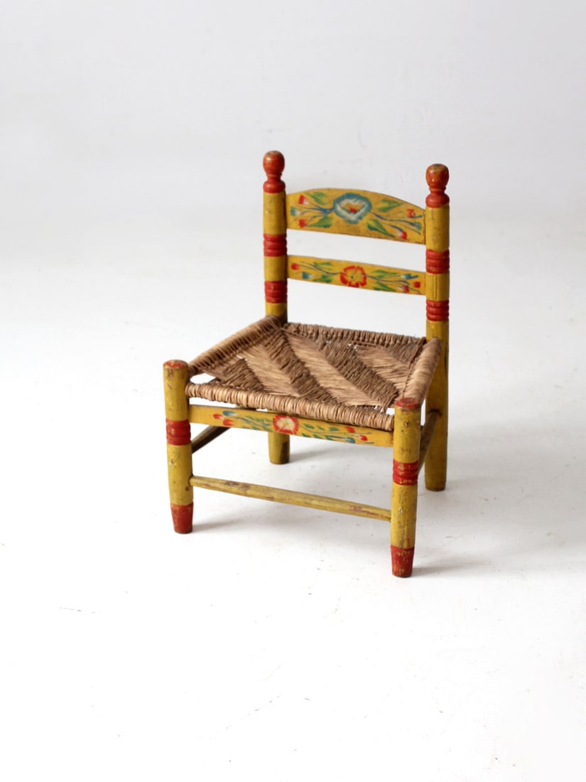 Hand-Painted Vintage Mexican Folk Art Children's Chair (1 of 11)