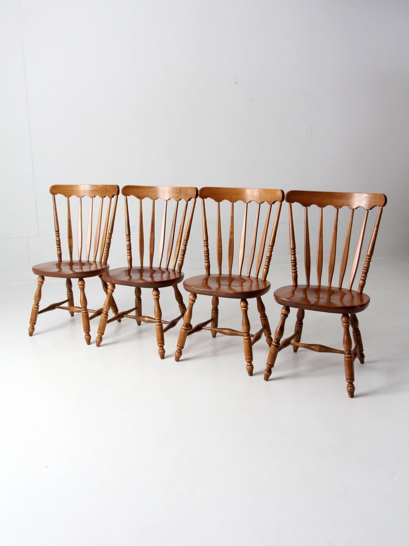 Mid 20th Century Vintage Windsor Dining Chairs Set of 4 (1 of 15)