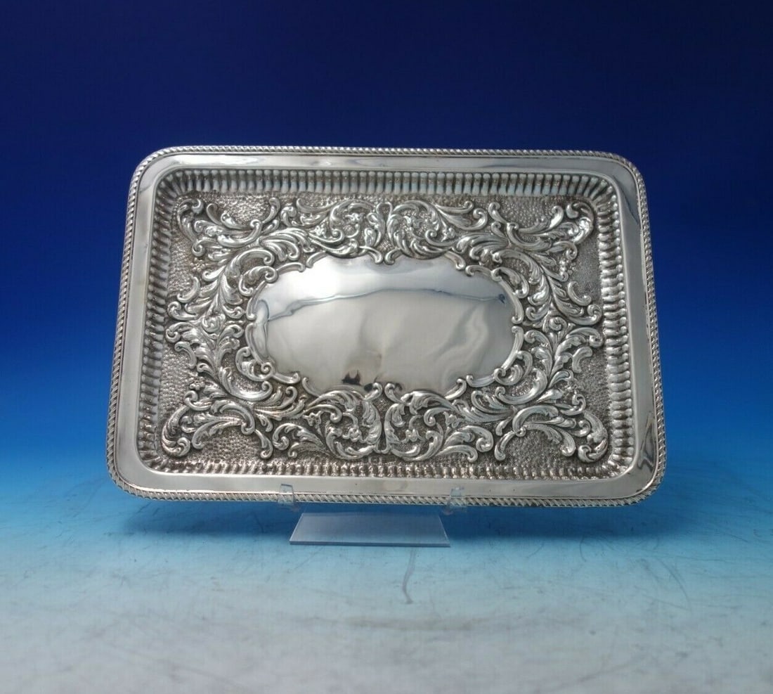 Joseph Gloster Victorian Sterling Silver Tray Rectangular Chased 10 7/8 x 7 1/2: Joseph Gloster Victorian Sterling Silver Tray Rectangular Chased 10 7/8 x 7 1/2 Presenting a stunning English Victorian rectangular tray crafted by Joseph Gloster, featuring exquisite chased scrollwor