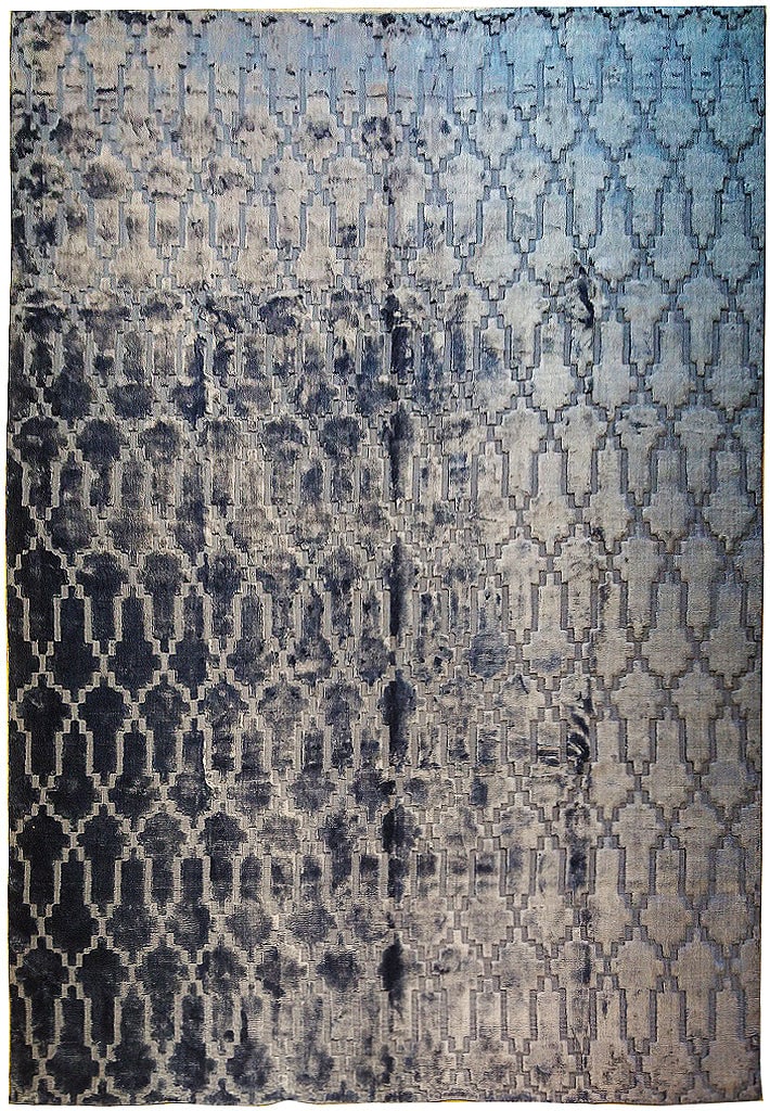 Luxurious 8 x 10 Blue Bamboo Silk Modern Area Rug: Luxurious 8 x 10 Blue Bamboo Silk Modern Area Rug Free continental US Shipping Enhance your living space with this modern 8 x 10 blue bamboo silk rug. Crafted from high-quality bamboo silk, this rug o