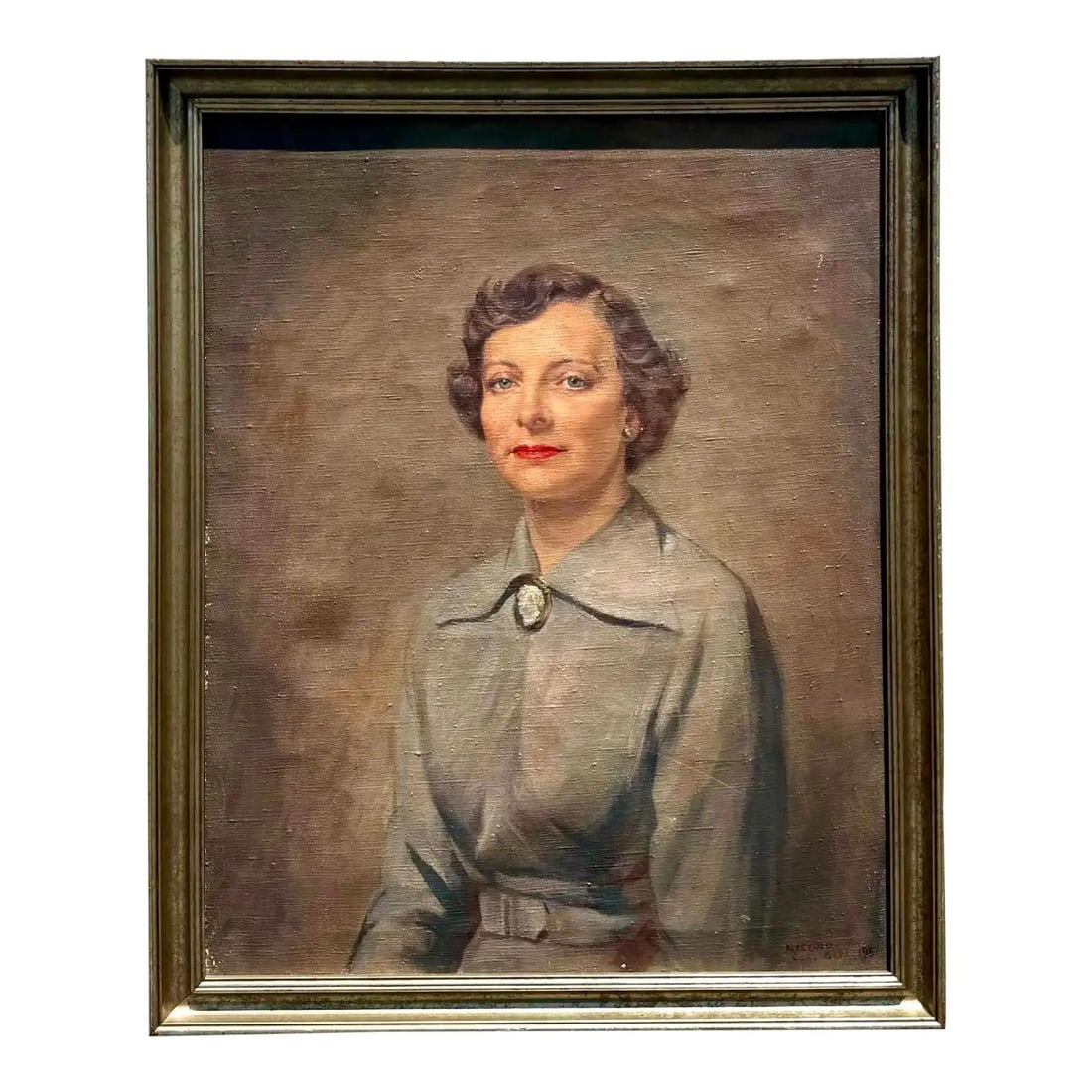 Signed 1995 Oil Painting of Woman in Gray Blouse with Vintage Frame: Signed 1995 Oil Painting of Woman in Gray Blouse with Vintage Frame This vintage oil on canvas portrait features a poised woman with short, softly curled brown hair, depicted in a naturalistic style w