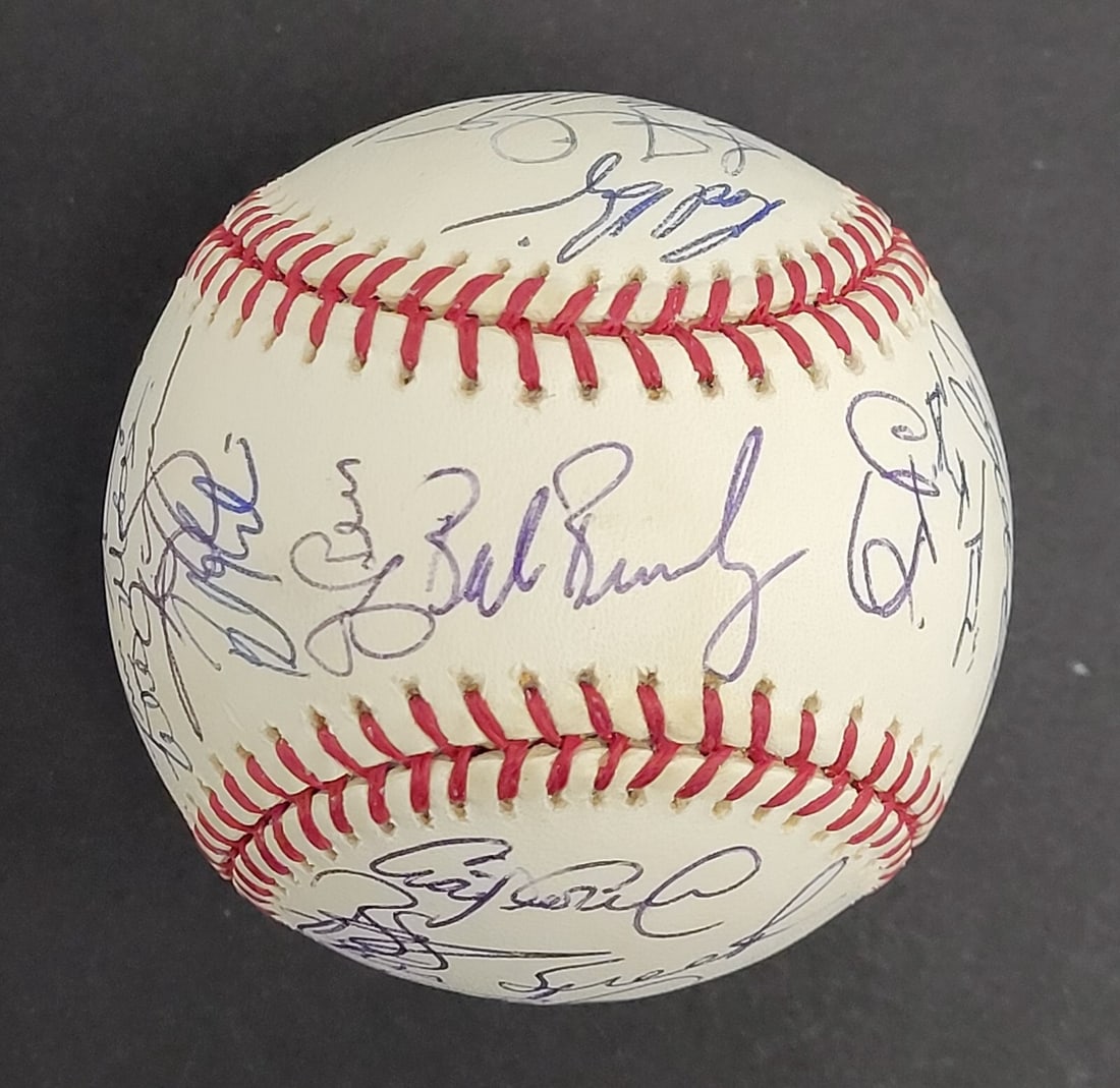 2001 Arizona Diamondbacks World Series Champions Signed Baseball Beckett COA 32 Signatures (1 of 7)
