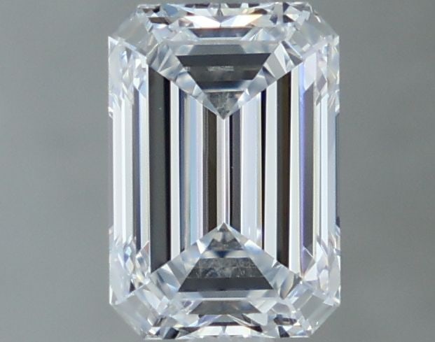 Loose Diamond - EMERALD 1.36ct E VVS1: Loose Diamond - EMERALD 1.36ct E VVS1 Source: This is a real non-mined Diamond that has been grown in a lab Shape: EMERALD Carats: 1.36 Color: E Clarity: VVS1 Certification: IGI Video: