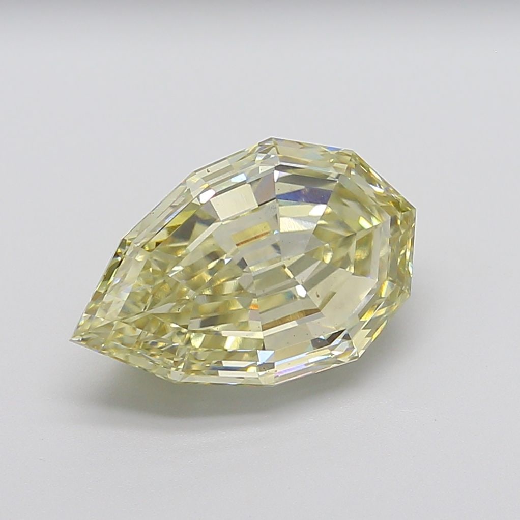 Loose Diamond - PEAR 7.09ct U-V VS1: Loose Diamond - PEAR 7.09ct U-V VS1 Source: This is a real non-mined Diamond that has been grown in a lab Shape: PEAR Carats: 7.09 Color: U-V Certification: IGI Video: Video Link Additional images