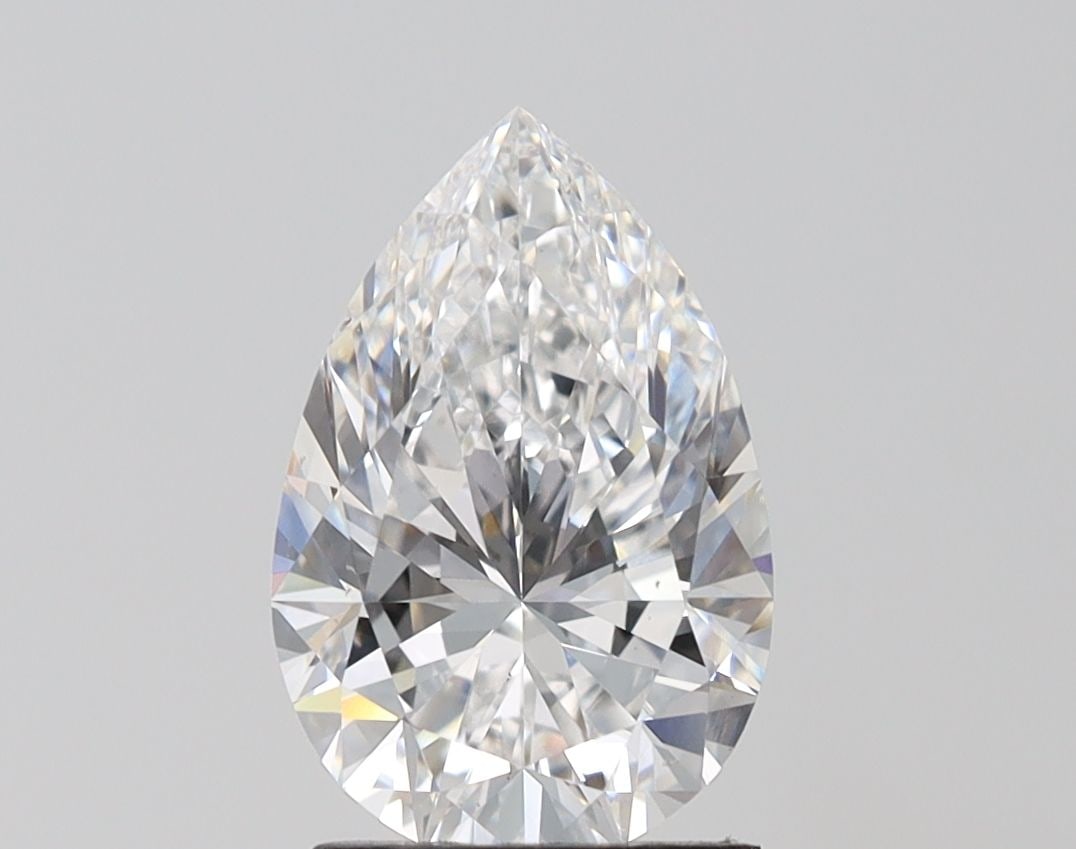 Loose Diamond - PEAR 2.3ct E VS1: Loose Diamond - PEAR 2.3ct E VS1 Source: This is a real non-mined Diamond that has been grown in a lab Shape: PEAR Carats: 2.3 Color: E Clarity: VS1 Certification: IGI Video: Video Link Additional
