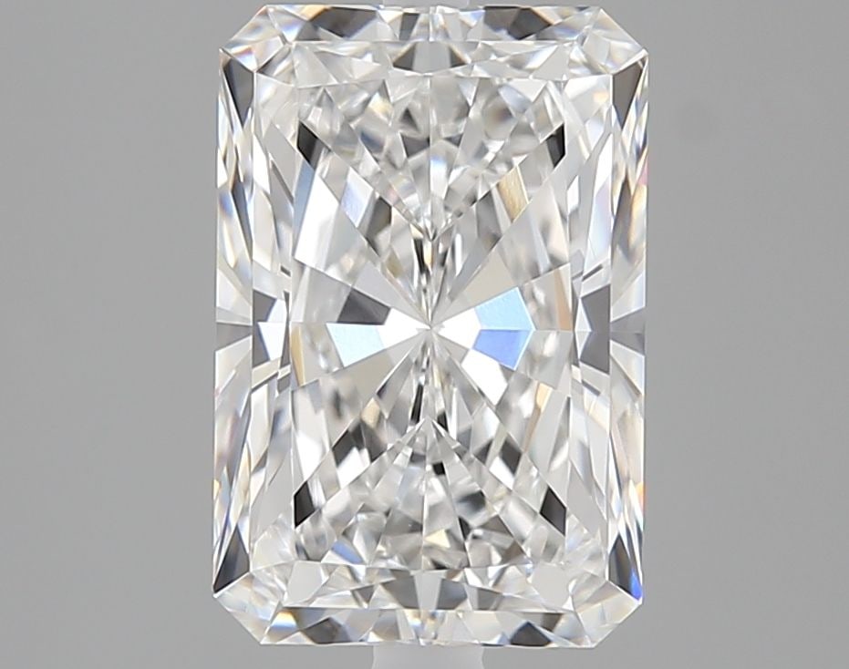 Loose Diamond - RADIANT 3.04ct D VVS1: Loose Diamond - RADIANT 3.04ct D VVS1 Source: This is a real non-mined Diamond that has been grown in a lab Shape: RADIANT Carats: 3.04 Color: D Clarity: VVS1 Certification: IGI Video: Video Link