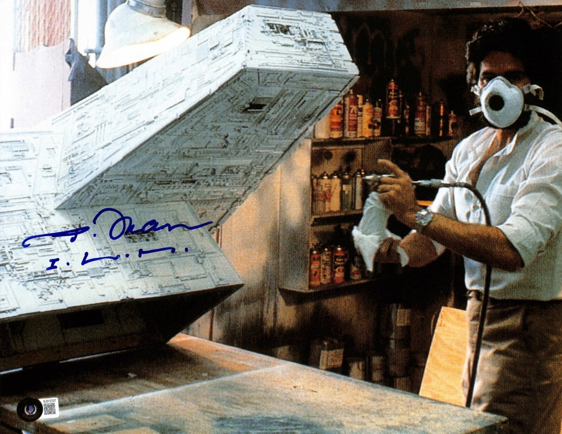 11x14 Signed Photo by Jeff Mann ILM Model Maker Star Wars ROTJ Beckett Authenticated: 11x14 Signed Photo by Jeff Mann ILM Model Maker Star Wars ROTJ Beckett Authenticated This is an original 11x14 photograph signed by Jeff Mann, a former ILM Model Maker who contributed to "Star Wars: R