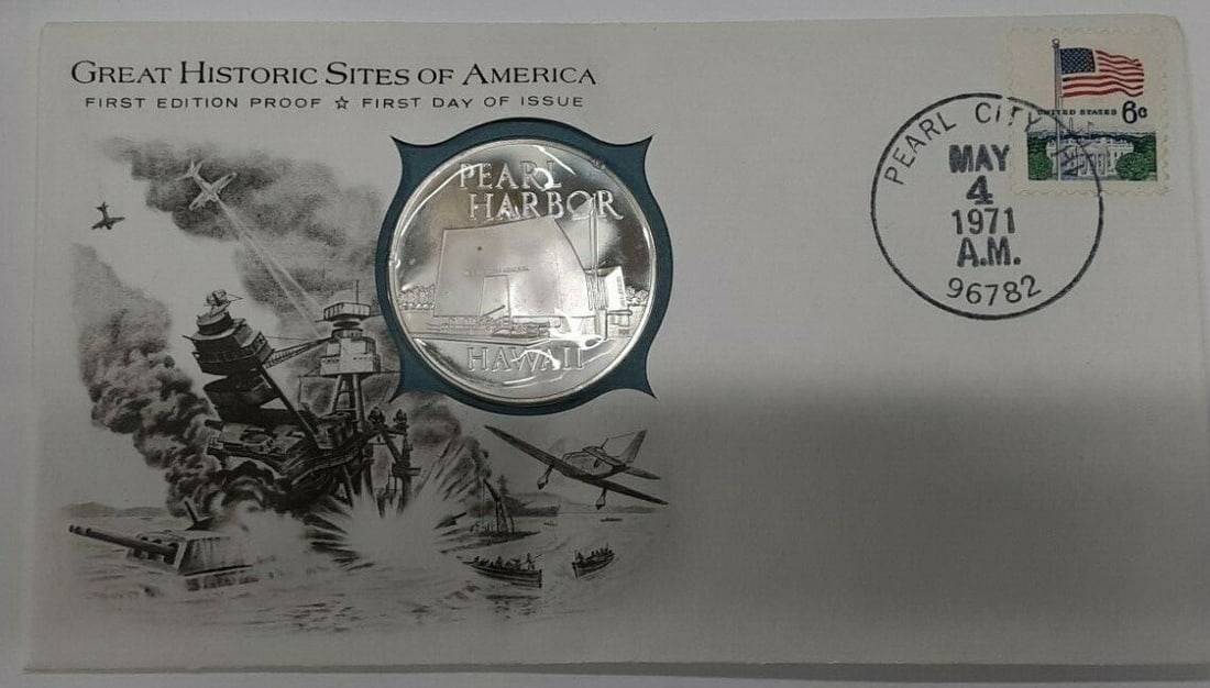 Franklin Mint Pearl Harbor 1971 Proof Sterling Silver Medal First Day Cover: Franklin Mint Pearl Harbor 1971 Proof Sterling Silver Medal First Day Cover This 1971 Pearl Harbor, Hawaii Great Historic Sites collectible features a Franklin Mint proof sterling silver medal present