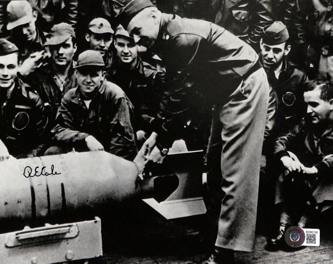Richard E. Cole Signed WWII Doolittle Raid 8x10 Photo Beckett Authenticated: Richard E. Cole Signed WWII Doolittle Raid 8x10 Photo Beckett Authenticated This is an autographed 8x10 black and white photograph of WWII hero Richard E. Cole, known for his participation in the Dool