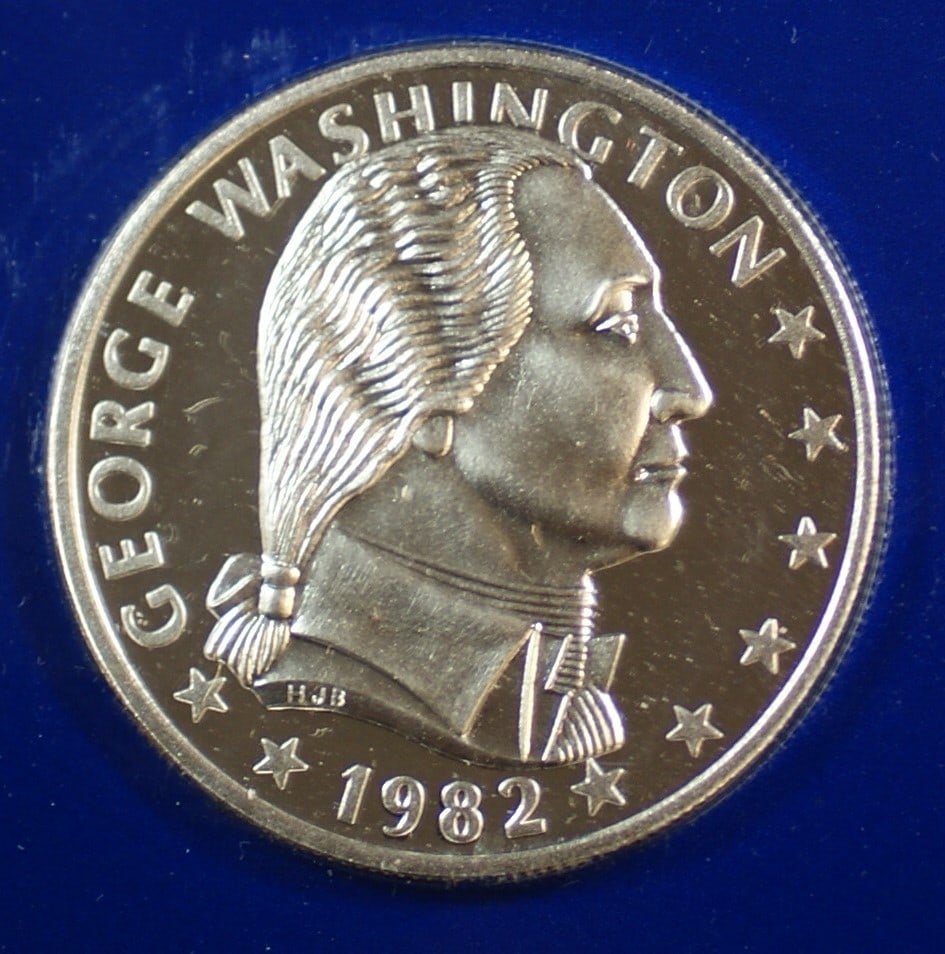 1 Troy Ounce Silver George Washington 250th Anniversary Medal with Stamp: 1 Troy Ounce Silver George Washington 250th Anniversary Medal with Stamp This George Washington 250th Anniversary silver medal commemorates the legacy of the first President of the United States. Craf