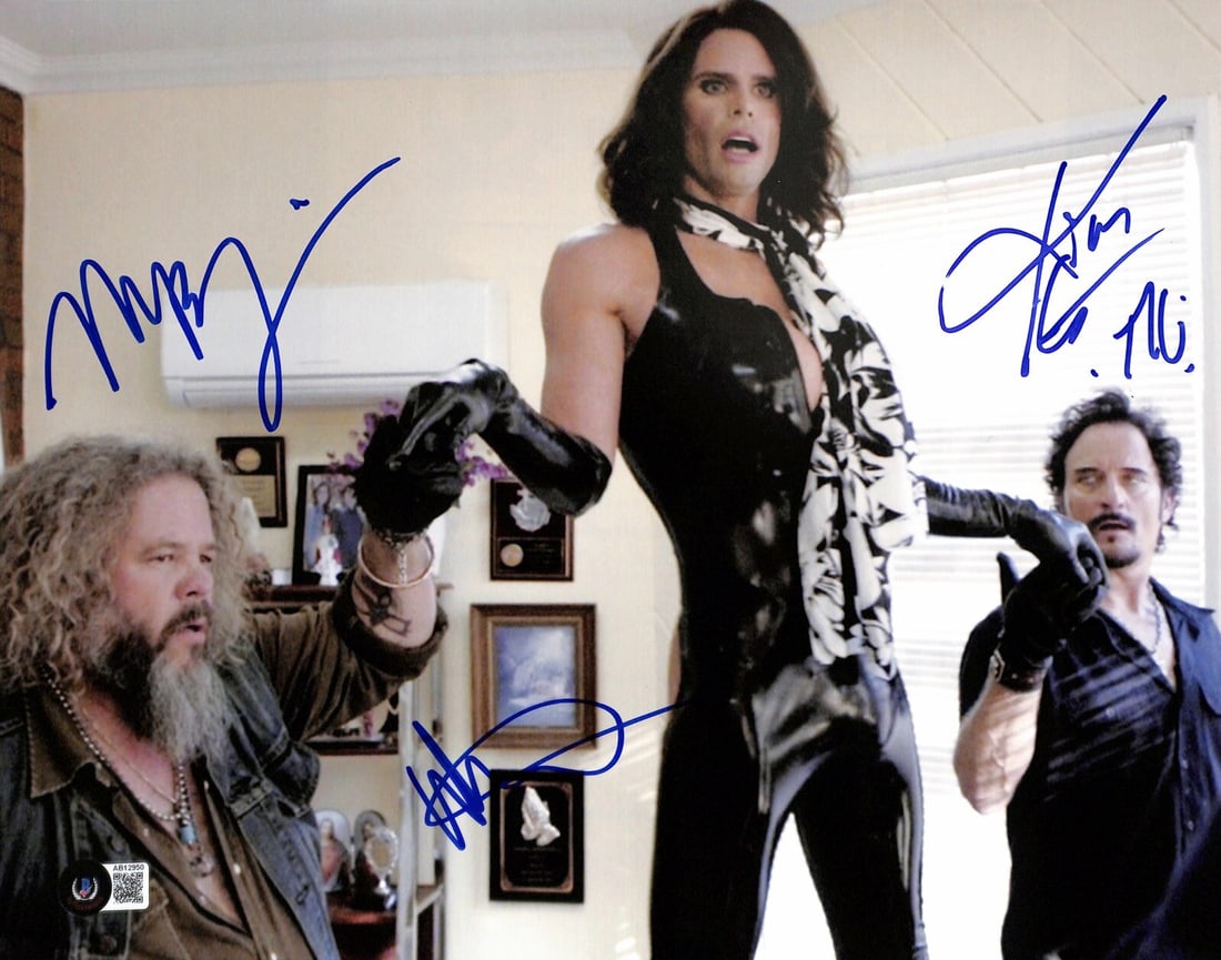 11x14 Photo Signed by Kim Coates Mark Boone Junior Walton Goggins Beckett LOA: 11x14 Photo Signed by Kim Coates Mark Boone Junior Walton Goggins Beckett LOA This 11x14 color photograph from the TV series Sons of Anarchy Season 6 features authentic signatures from cast members Ki