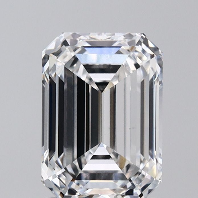 Loose Diamond - EMERALD 2.25ct E VS1: Loose Diamond - EMERALD 2.25ct E VS1 Source: This is a real non-mined Diamond that has been grown in a lab Shape: EMERALD Carats: 2.25 Color: E Clarity: VS1 Certification: IGI Video: