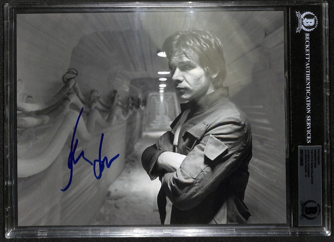 Harrison Ford Han Solo Signed 8x10 Photo AUTO 10 Beckett Certified: Harrison Ford Han Solo Signed 8x10 Photo AUTO 10 Beckett Certified This stunning 8x10 black-and-white photograph features Harrison Ford as Han Solo from the iconic film Star Wars: The Empire Strikes B