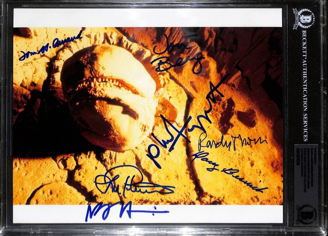 Star Wars ESB Space Slug 8x10 Photo Signed by 7 ILM Crew Beckett Authenticated: Star Wars ESB Space Slug 8x10 Photo Signed by 7 ILM Crew Beckett Authenticated This original 8x10 color photograph captures the iconic Space Slug from Star Wars: The Empire Strikes Back, signed by sev