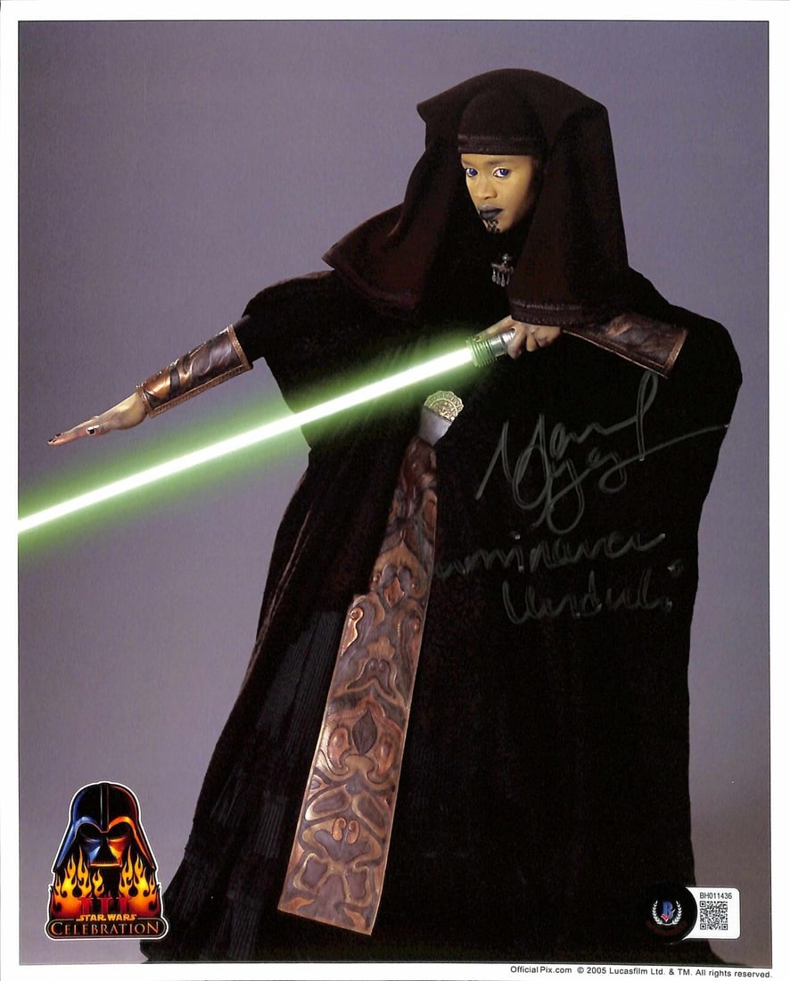 Autographed 8x10 Photo Mary Oyaya as Luminara Unduli Beckett Star Wars AOTC: Autographed 8x10 Photo Mary Oyaya as Luminara Unduli Beckett Star Wars AOTC This is an original 8x10 color photograph signed by Mary Oyaya, who portrayed Jedi Luminara Unduli in Star Wars: Attack of t