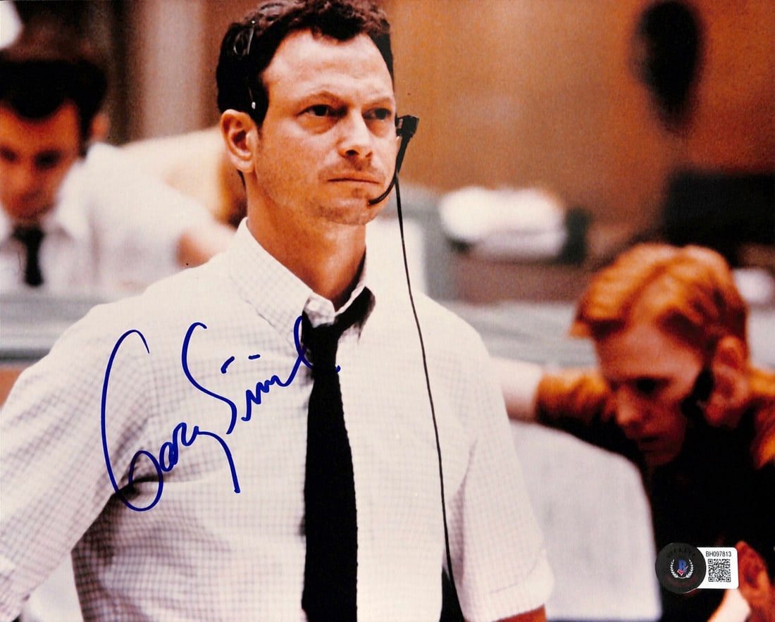 Gary Sinise Signed Apollo 13 8x10 Photo Beckett Certified: Gary Sinise Signed Apollo 13 8x10 Photo Beckett Certified This is an autographed 8x10 photograph of Gary Sinise, who portrayed Ken Mattingly in the iconic film Apollo 13. The photograph features Sinis