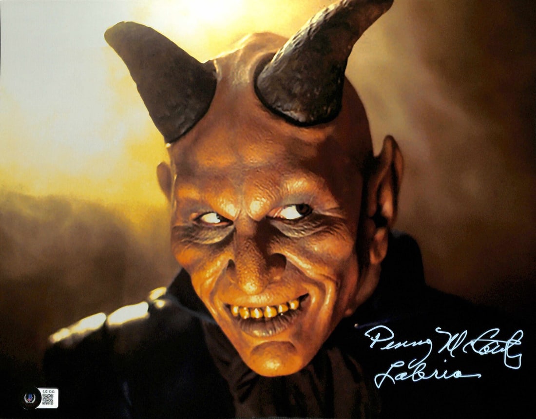 11x14 Star Wars Labria Cantina Photo Signed by Penny McCarthy Beckett Authenticated: 11x14 Star Wars Labria Cantina Photo Signed by Penny McCarthy Beckett Authenticated This is an 11x14 color photograph signed by Penny McCarthy, who portrayed the cantina alien Labria in Star Wars: A N