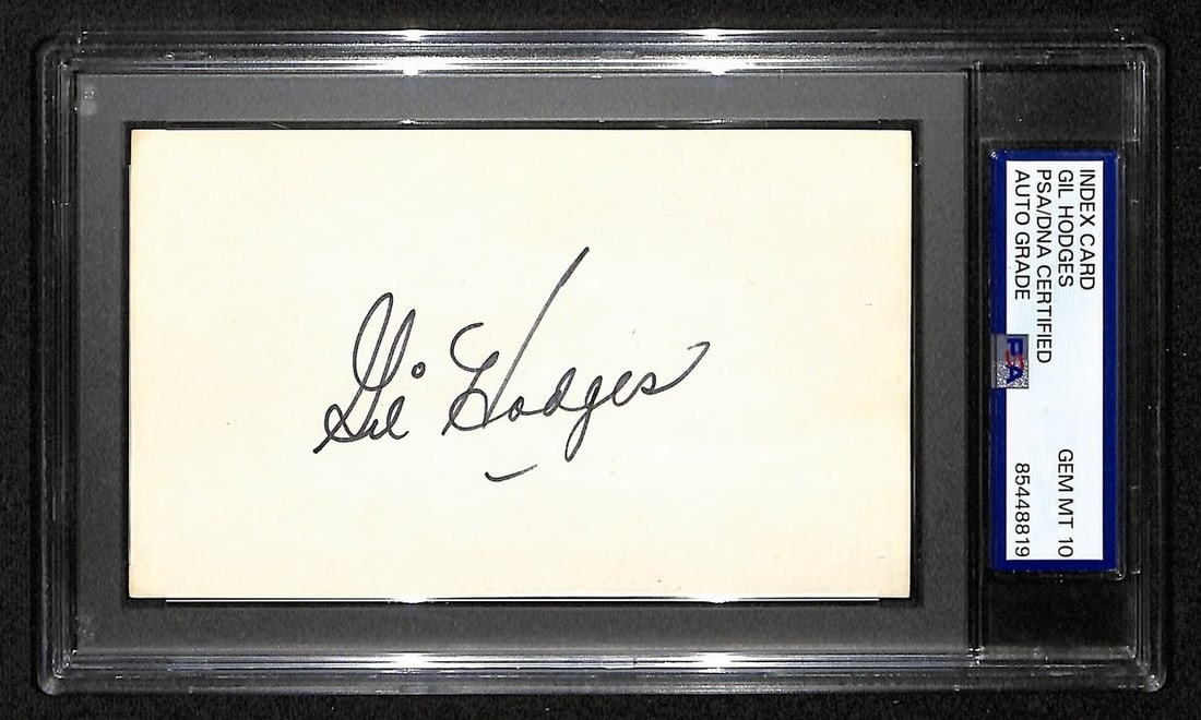 3x5 Index Card Autographed by Gil Hodges PSA DNA GEM MINT 10: 3x5 Index Card Autographed by Gil Hodges PSA DNA GEM MINT 10 This is an original 3x5 index card signed by Gil Hodges, Hall of Fame player for the Brooklyn Dodgers. The autograph has been authenticated