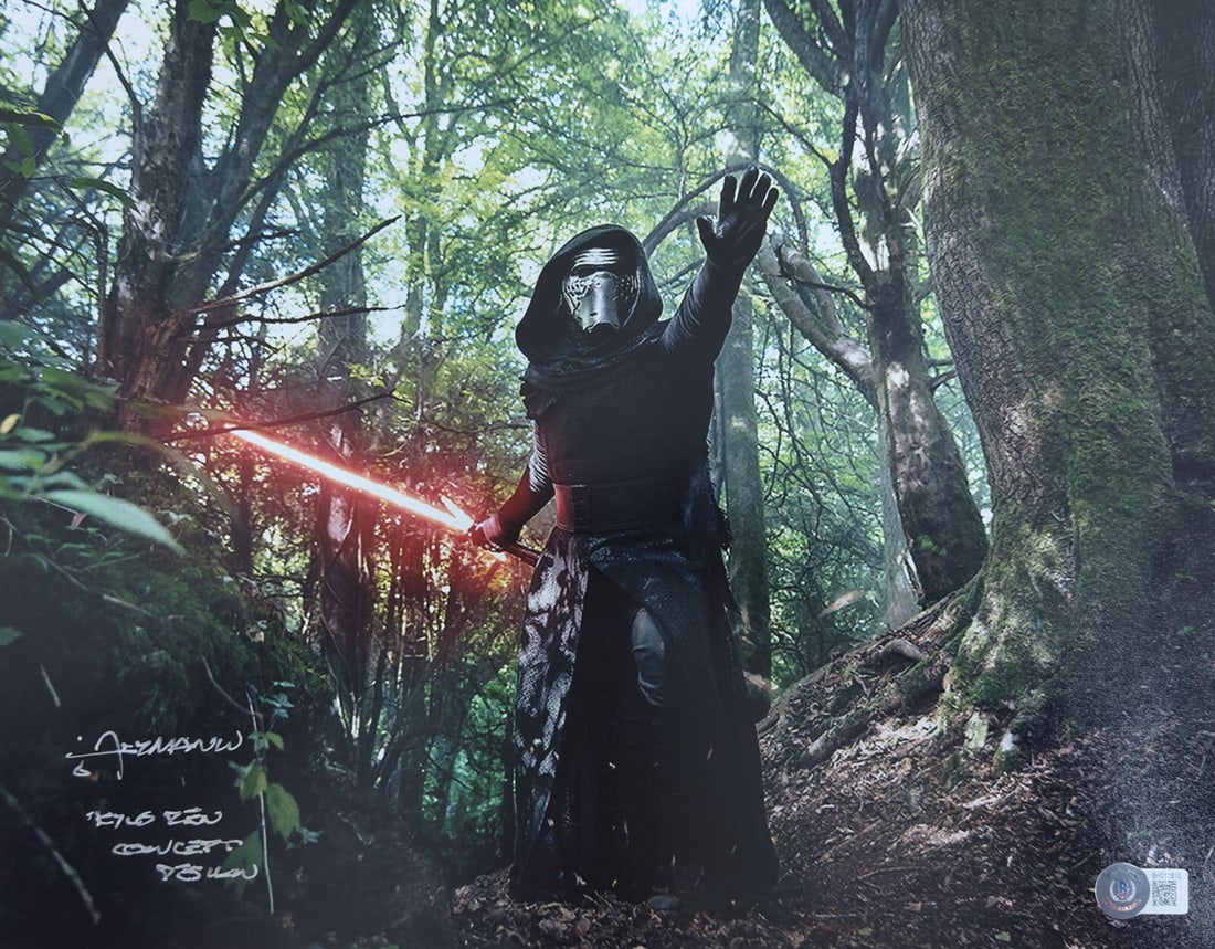 Christian Alzmann Signed Kylo Ren Concept Art 11x14 Photo Beckett Authenticated: Christian Alzmann Signed Kylo Ren Concept Art 11x14 Photo Beckett Authenticated This striking 11x14 photograph features the concept art of Kylo Ren, created by renowned designer Christian Alzmann. The