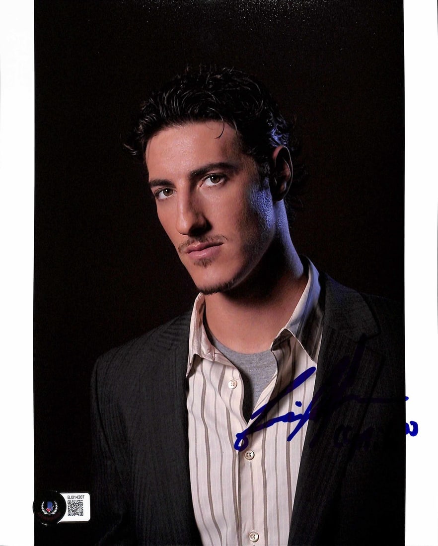 Eric Balfour Signed 8x10 Photo Milo Pressman Beckett Certified: Eric Balfour Signed 8x10 Photo Milo Pressman Beckett Certified This 8x10 photograph features Eric Balfour, who portrayed 'Milo Pressman' in the acclaimed TV series 24. The photograph is signed in blue
