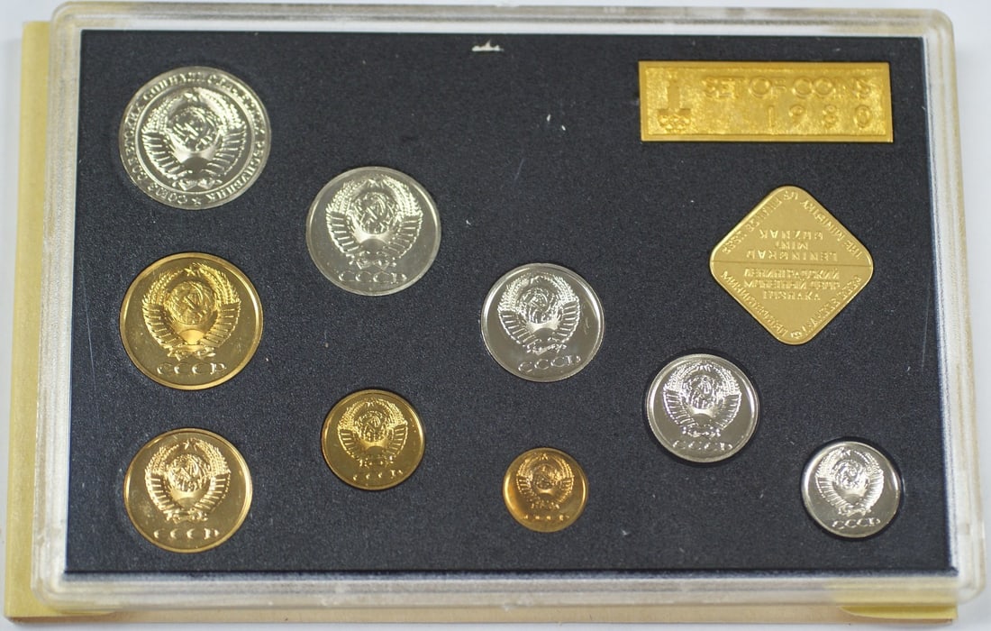 Uncirculated 1980 USSR Nickel-Brass Coin Set Leningrad Mint in Original Packaging: Uncirculated 1980 USSR Nickel-Brass Coin Set Leningrad Mint in Original Packaging This is a 1980 Russia Mint Set from the Leningrad Mint, presented in its original packaging. The set is uncirculated a