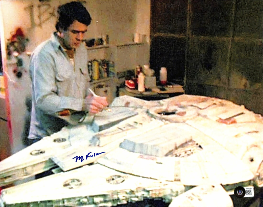 Mike Fulmer Signed Star Wars ESB 11x14 Photo Beckett Certified: Mike Fulmer Signed Star Wars ESB 11x14 Photo Beckett Certified This remarkable 11x14 photograph features the signature of Mike Fulmer, a miniature model maker who contributed to the iconic Star Wars f