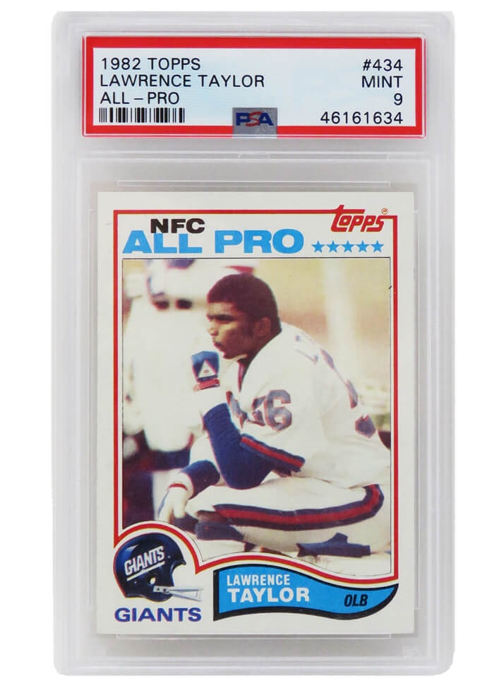 Lawrence Taylor 1982 Topps #434 Rookie Card PSA 9 Mint NFL New York Giants: Lawrence Taylor 1982 Topps #434 Rookie Card PSA 9 Mint NFL New York Giants Celebrate the legacy of football with this Lawrence Taylor 1982 Topps #434 Rookie Card, graded Mint 9 by PSA. A key piece for