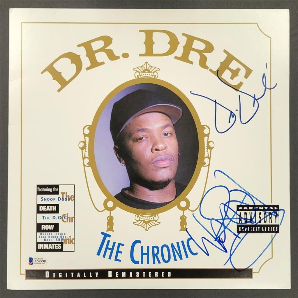 The Chronic LP cover autographed by Dr Dre and Warren G with Beckett authentication: The Chronic LP cover autographed by Dr Dre and Warren G with Beckett authentication This is an original The Chronic vinyl cover LP signed by Dr. Dre and Warren G. The autographs have been authenticate