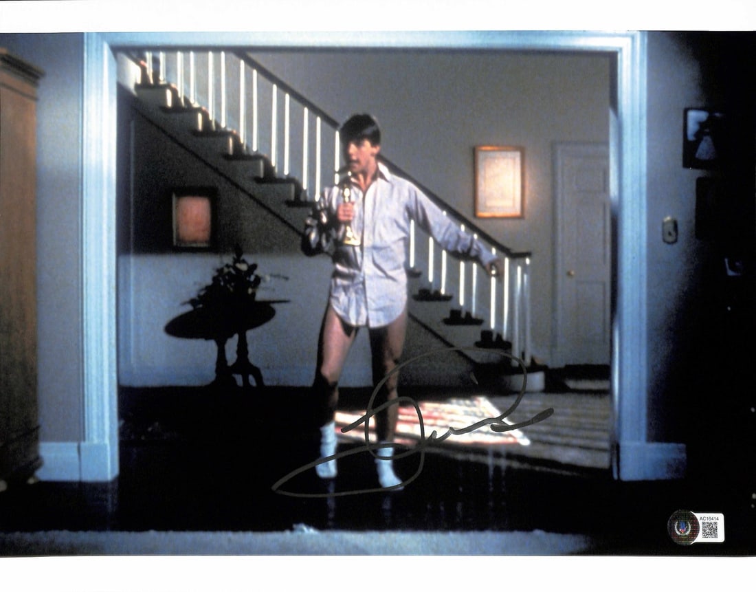 Tom Cruise Signed Risky Business 11x14 Photo Beckett Authenticated: Tom Cruise Signed Risky Business 11x14 Photo Beckett Authenticated This stunning 11x14 color photograph captures a memorable moment from the iconic 1983 film Risky Business, signed by the legendary To