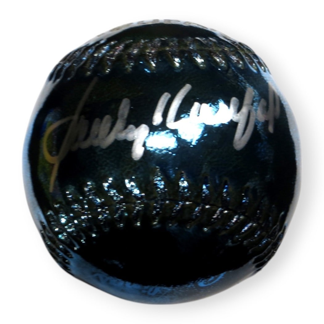 Sandy Koufax Autographed Blue Baseball MLB Authenticated Dodgers: Sandy Koufax Autographed Blue Baseball MLB Authenticated Dodgers Celebrate the legacy of Sandy Koufax with this autographed blue baseball, intricately engraved and authenticated by MLB Authentication.