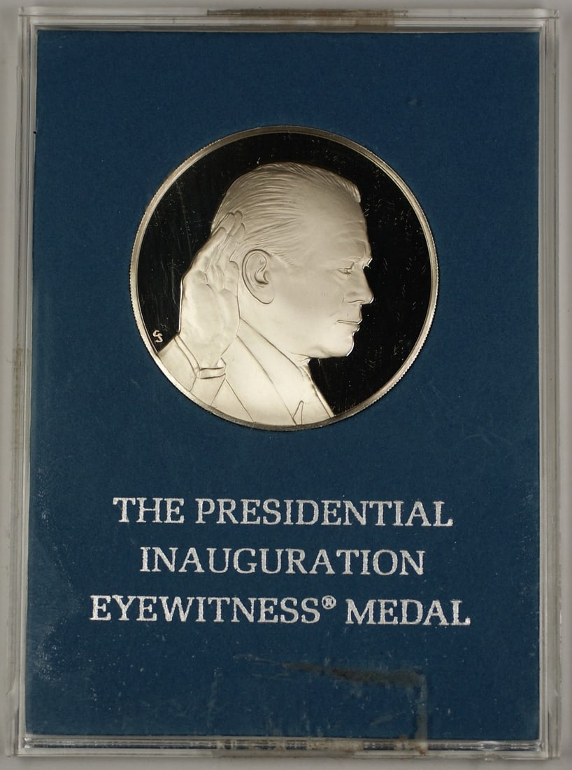 1974 Sterling Silver Proof Medal Commemorating Gerald Ford Inauguration: 1974 Sterling Silver Proof Medal Commemorating Gerald Ford Inauguration This is the 1974 Presidential Inauguration Eyewitness Proof Medal crafted in sterling silver, commemorating Gerald Ford. The med
