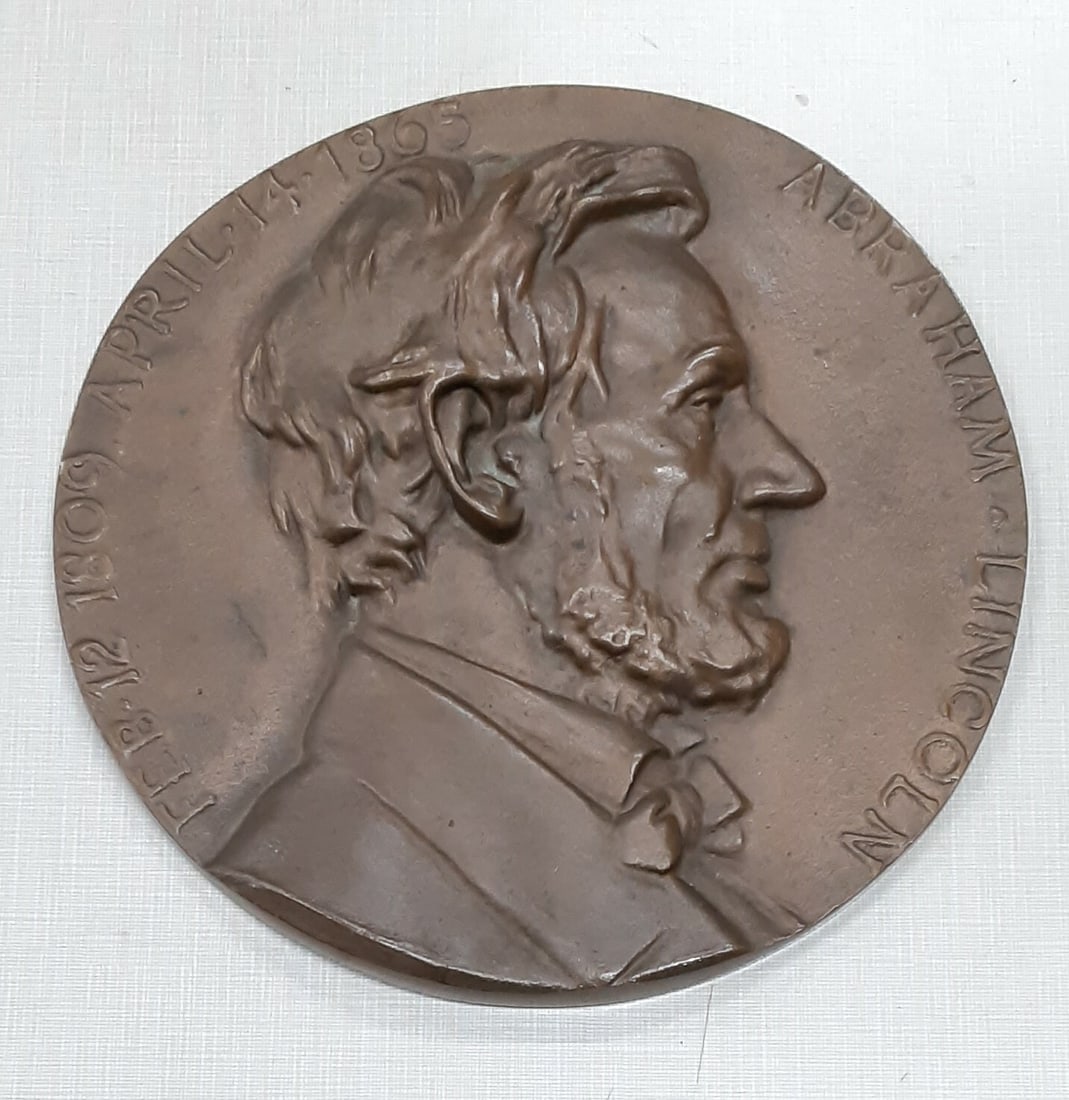 High Relief Bronze Abraham Lincoln Galvano by F G Dyer 9.5 Inch Diameter (1 of 4)