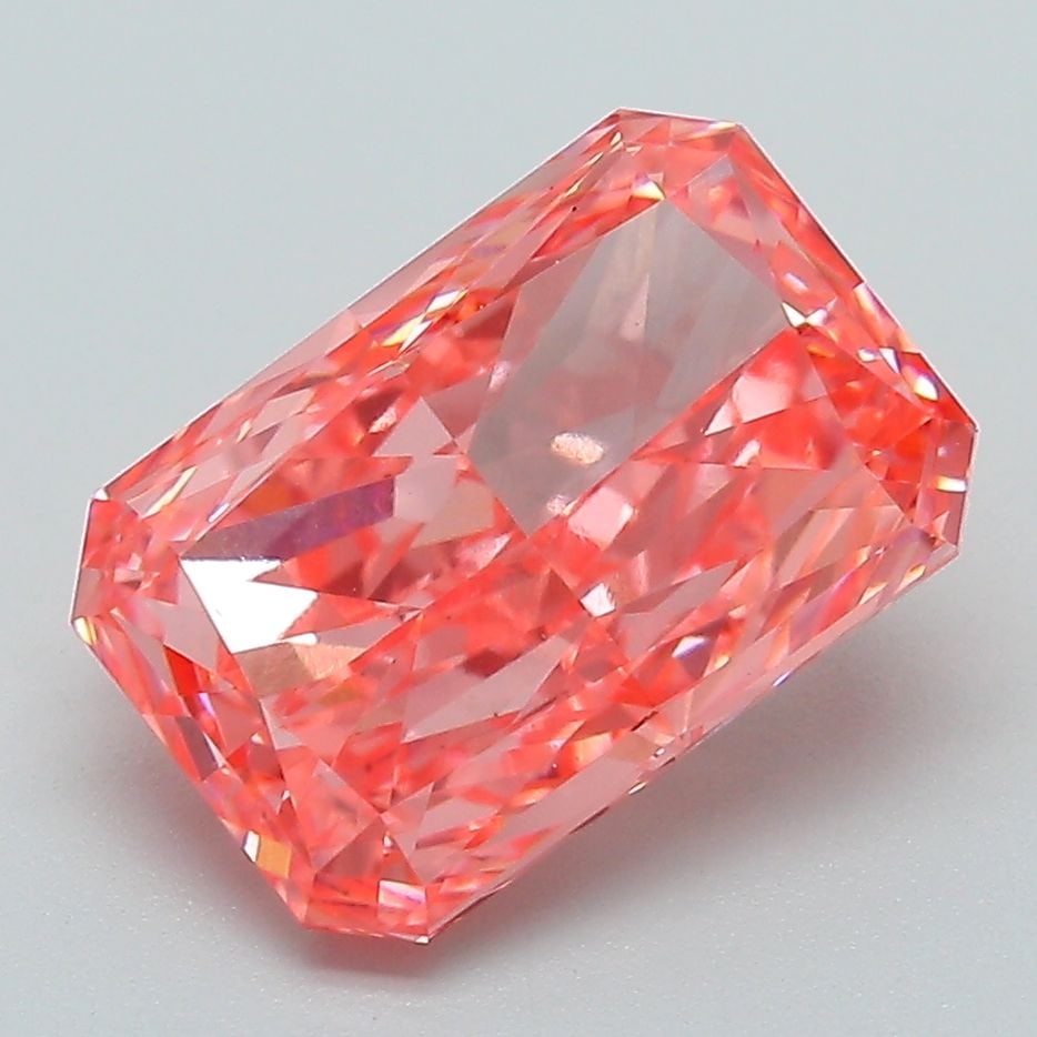 Loose Diamond - RADIANT 3.47ct Fancy Vivid Pink VS1: Loose Diamond - RADIANT 3.47ct Fancy Vivid Pink VS1 Source: This is a real non-mined Diamond that has been grown in a lab Shape: RADIANT Carats: 3.47 Color: Fancy Vivid Pink Certification: IGI