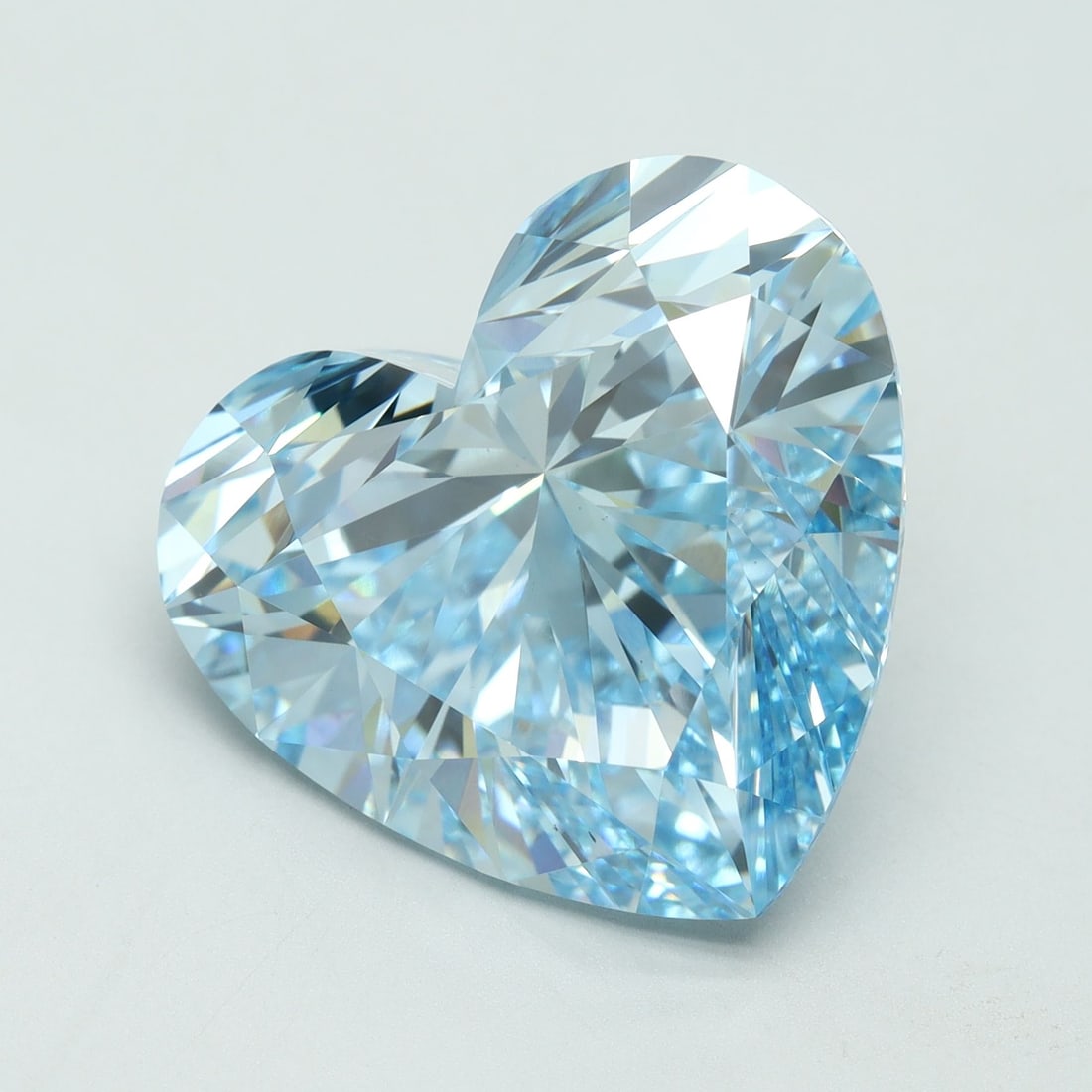 Loose Diamond - HEART 15.35ct Fancy Vivid Blue VS1: Loose Diamond - HEART 15.35ct Fancy Vivid Blue VS1 Source: This is a real non-mined Diamond that has been grown in a lab Shape: HEART Carats: 15.35 Color: Fancy Vivid Blue Certification: IGI Video: