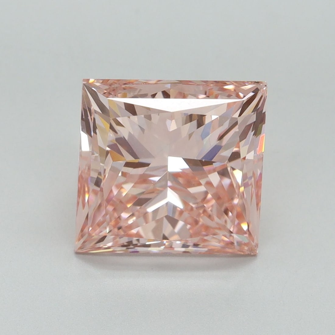 Loose Diamond - PRINCESS 5.09ct Fancy Vivid Pink SI1: Loose Diamond - PRINCESS 5.09ct Fancy Vivid Pink SI1 Source: This is a real non-mined Diamond that has been grown in a lab Shape: PRINCESS Carats: 5.09 Color: Fancy Vivid Pink Certification: IGI Video