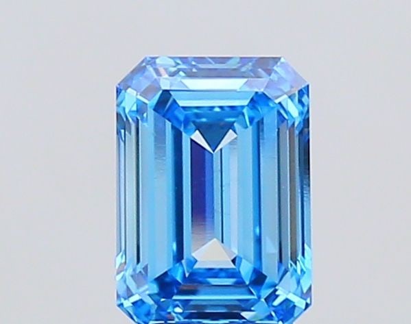 Loose Diamond - EMERALD 3.08ct Fancy Vivid Blue VS1: Loose Diamond - EMERALD 3.08ct Fancy Vivid Blue VS1 Source: This is a real non-mined Diamond that has been grown in a lab Shape: EMERALD Carats: 3.08 Color: Fancy Vivid Blue Certification: IGI Video: