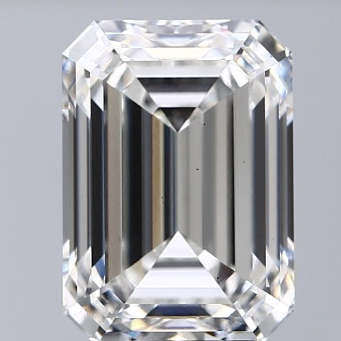 Loose Diamond - EMERALD 5.72ct G VS1: Loose Diamond - EMERALD 5.72ct G VS1 Source: This is a real non-mined Diamond that has been grown in a lab Shape: EMERALD Carats: 5.72 Color: G Clarity: VS1 Certification: IGI Video:
