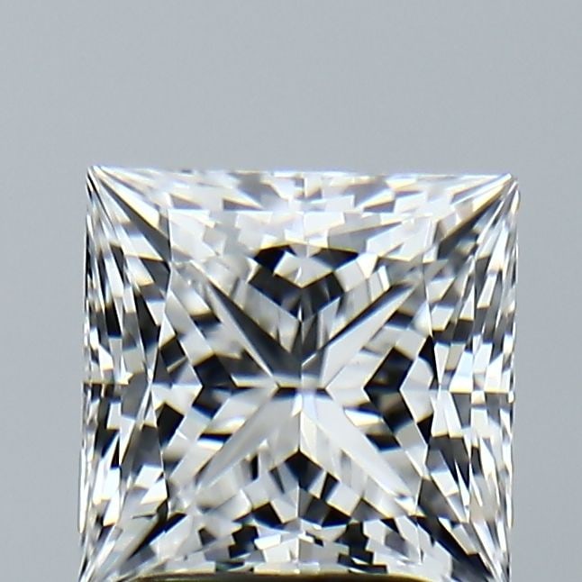 Loose Diamond - PRINCESS 2.3ct E VVS2: Loose Diamond - PRINCESS 2.3ct E VVS2 Source: This is a real non-mined Diamond that has been grown in a lab Shape: PRINCESS Carats: 2.3 Color: E Clarity: VVS2 Certification: IGI Video: Video Link