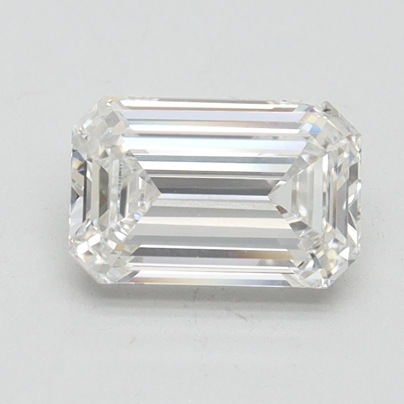Loose Diamond - EMERALD 1.33ct G VS1: Loose Diamond - EMERALD 1.33ct G VS1 Source: This is a real non-mined Diamond that has been grown in a lab Shape: EMERALD Carats: 1.33 Color: G Clarity: VS1 Certification: IGI Video: