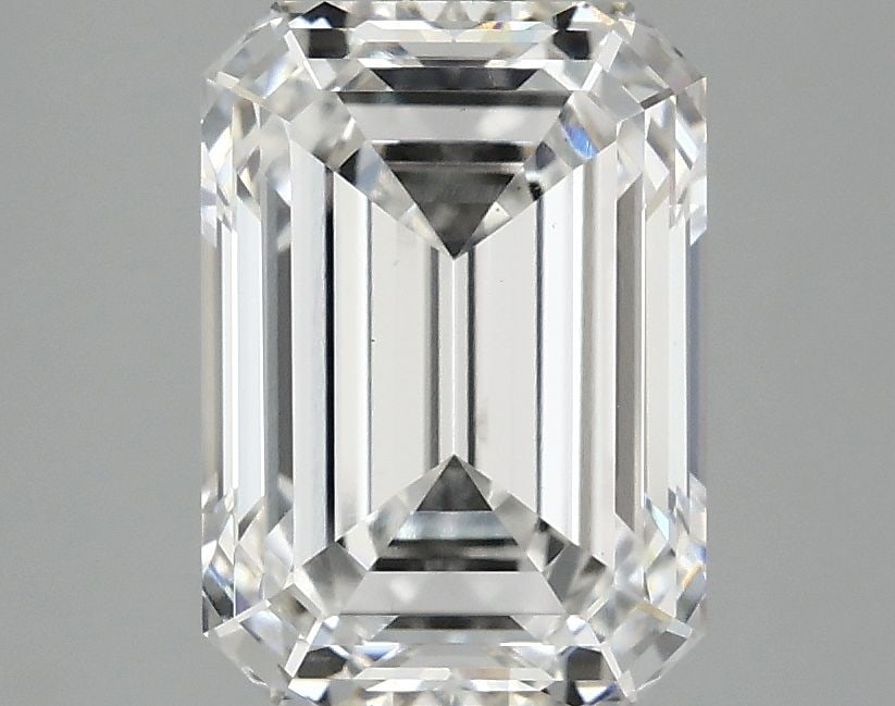 Loose Diamond - EMERALD 3.09ct E VS1: Loose Diamond - EMERALD 3.09ct E VS1 Source: This is a real non-mined Diamond that has been grown in a lab Shape: EMERALD Carats: 3.09 Color: E Clarity: VS1 Certification: IGI Video: