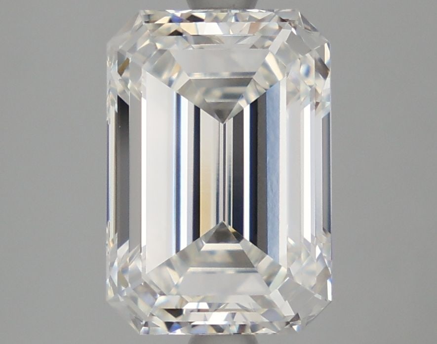 Loose Diamond - EMERALD 3.55ct F VVS2: Loose Diamond - EMERALD 3.55ct F VVS2 Source: This is a real non-mined Diamond that has been grown in a lab Shape: EMERALD Carats: 3.55 Color: F Clarity: VVS2 Certification: IGI Video:
