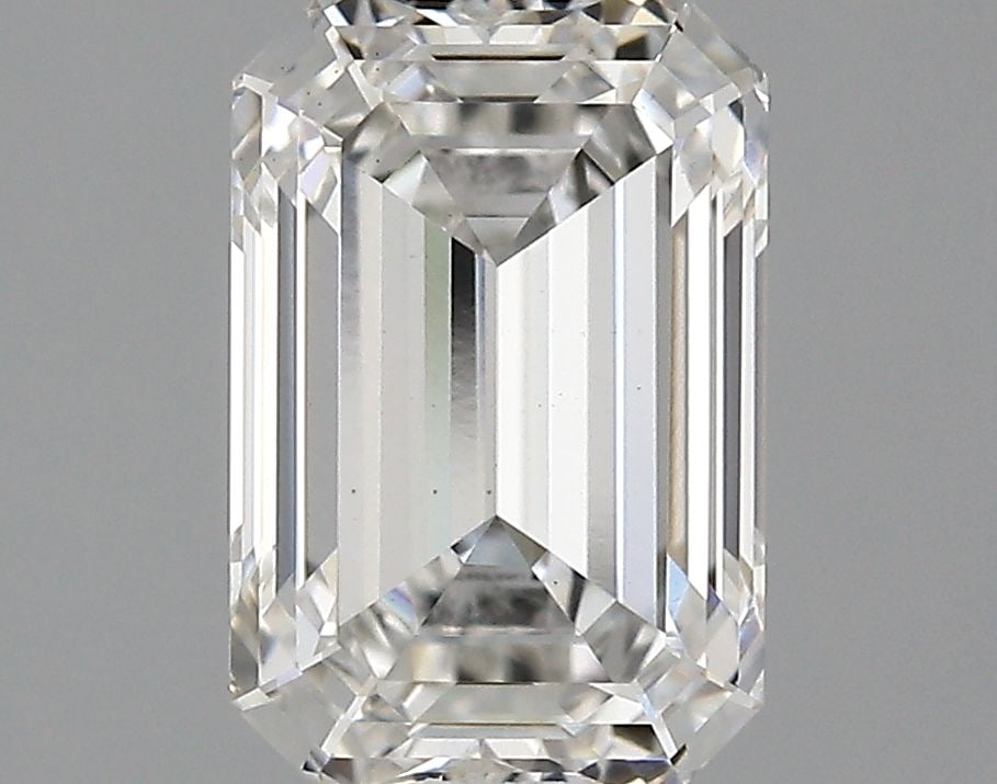 Loose Diamond - EMERALD 2.05ct F VS1: Loose Diamond - EMERALD 2.05ct F VS1 Source: This is a real non-mined Diamond that has been grown in a lab Shape: EMERALD Carats: 2.05 Color: F Clarity: VS1 Certification: IGI Video: