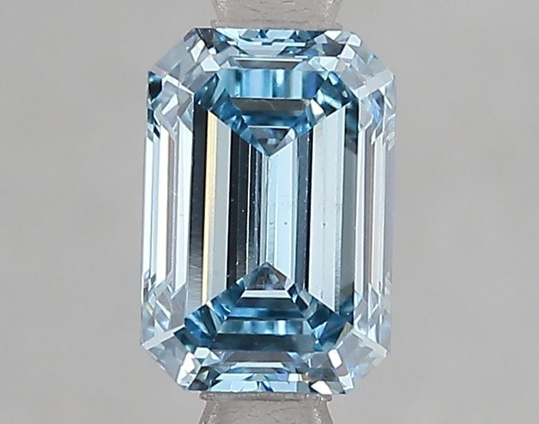 Loose Diamond - EMERALD 1.4ct Fancy Vivid Blue VS1: Loose Diamond - EMERALD 1.4ct Fancy Vivid Blue VS1 Source: This is a real non-mined Diamond that has been grown in a lab Shape: EMERALD Carats: 1.4 Color: Fancy Vivid Blue Certification: IGI Additiona