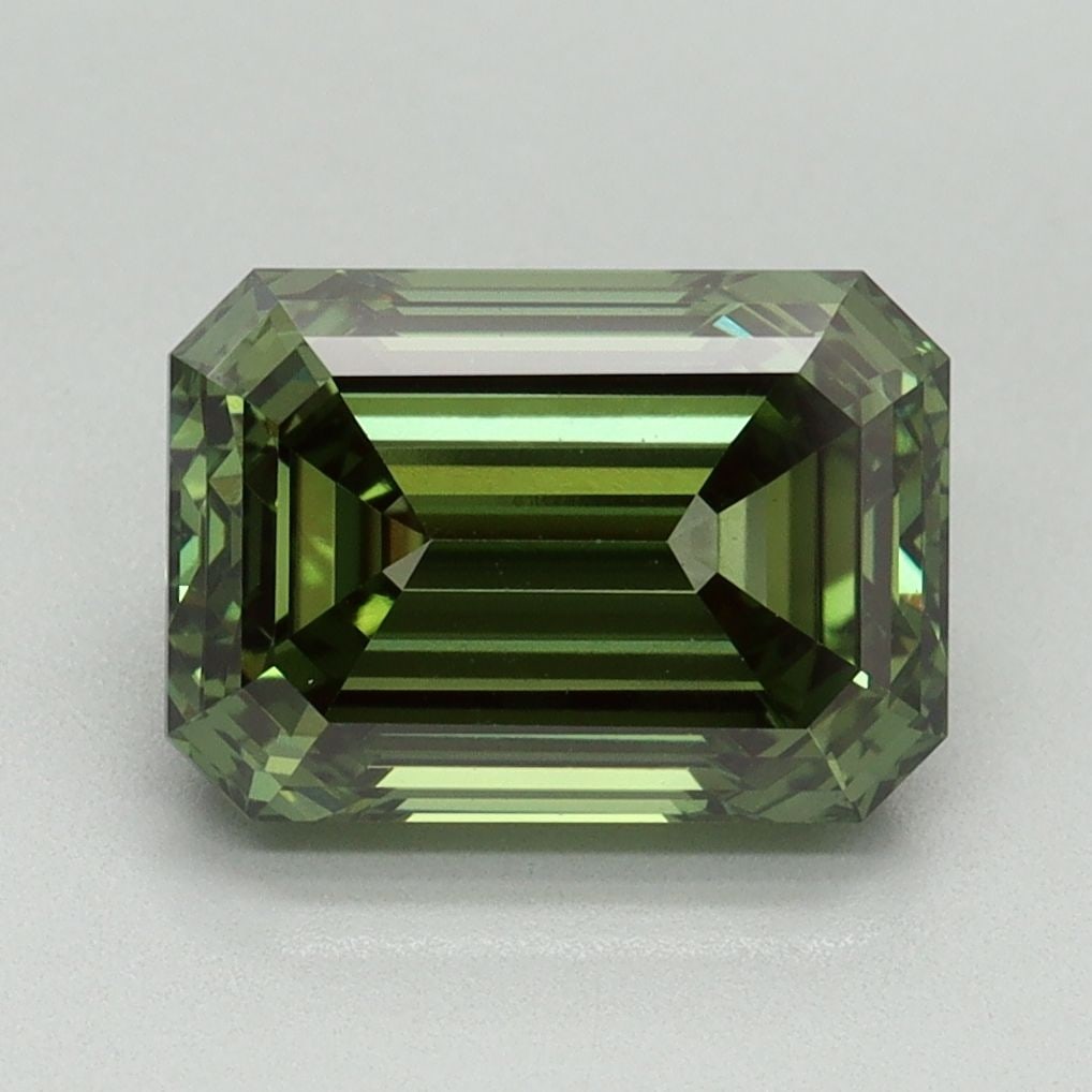 Loose Diamond - EMERALD 3.1ct Fancy Vivid Green VS1: Loose Diamond - EMERALD 3.1ct Fancy Vivid Green VS1 Source: This is a real non-mined Diamond that has been grown in a lab Shape: EMERALD Carats: 3.1 Color: Fancy Vivid Green Certification: IGI Video: