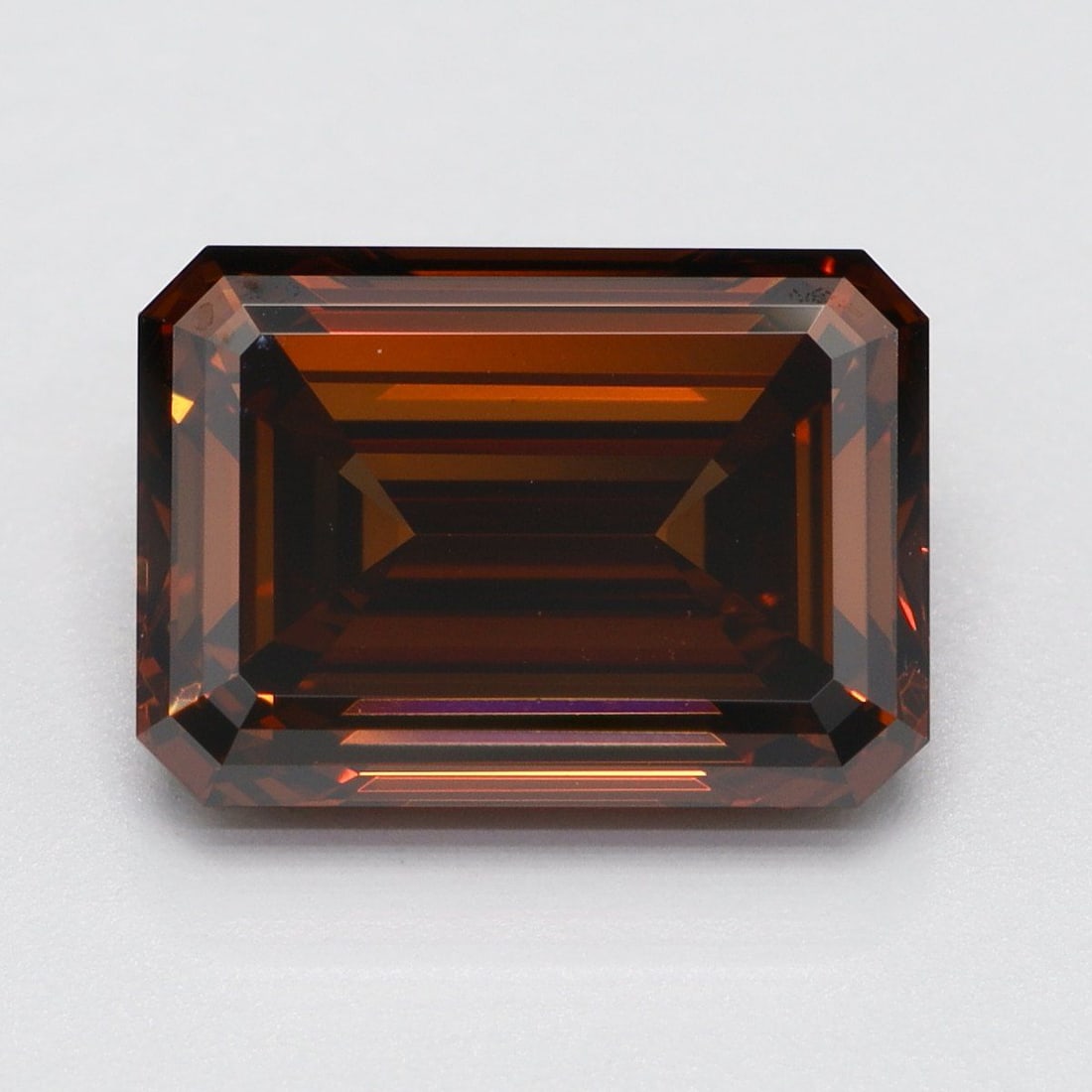 Loose Diamond - EMERALD 2.35ct Fancy Red VS1: Loose Diamond - EMERALD 2.35ct Fancy Red VS1 Source: This is a real non-mined Diamond that has been grown in a lab Shape: EMERALD Carats: 2.35 Color: Fancy Red Certification: NONE Video: