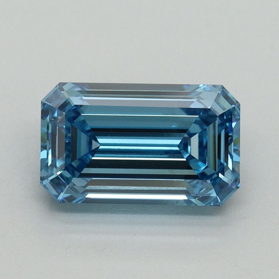 Loose Diamond - EMERALD 2.2ct Fancy Vivid Blue VS1: Loose Diamond - EMERALD 2.2ct Fancy Vivid Blue VS1 Source: This is a real non-mined Diamond that has been grown in a lab Shape: EMERALD Carats: 2.2 Color: Fancy Vivid Blue Certification: IGI Video: