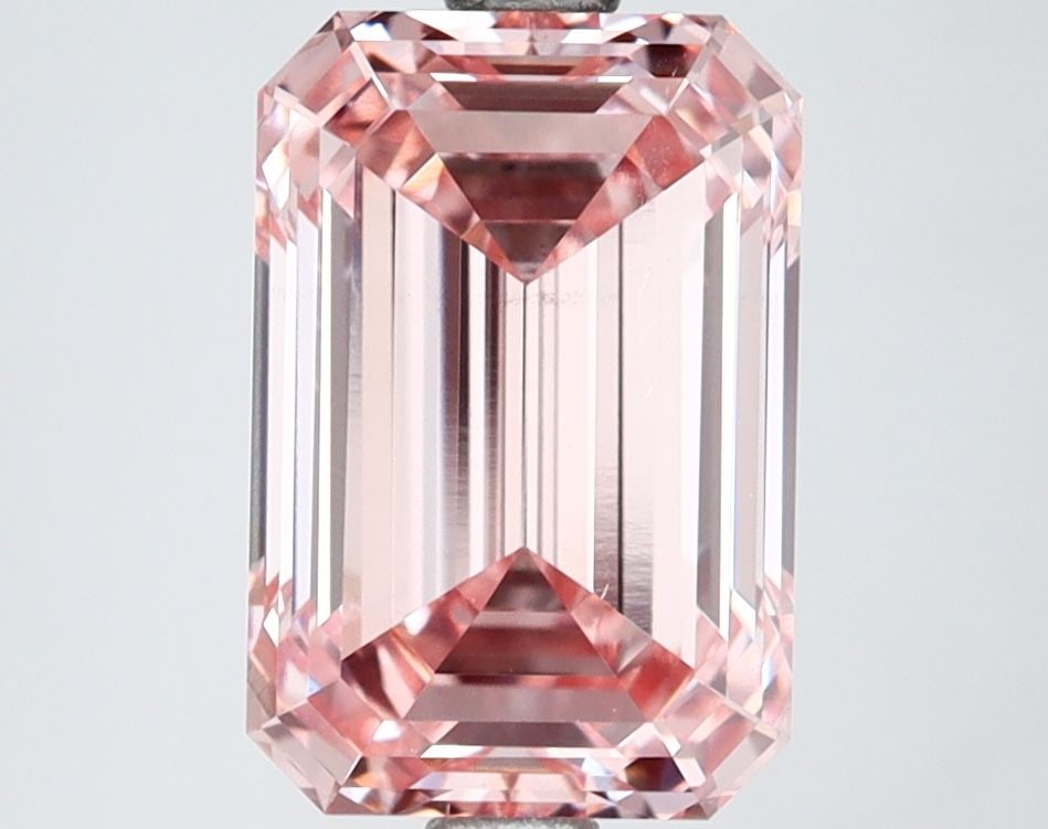 Loose Diamond - EMERALD 2.95ct Fancy Intense Pink VS1: Loose Diamond - EMERALD 2.95ct Fancy Intense Pink VS1 Source: This is a real non-mined Diamond that has been grown in a lab Shape: EMERALD Carats: 2.95 Color: Fancy Intense Pink Certification: IGI Vid