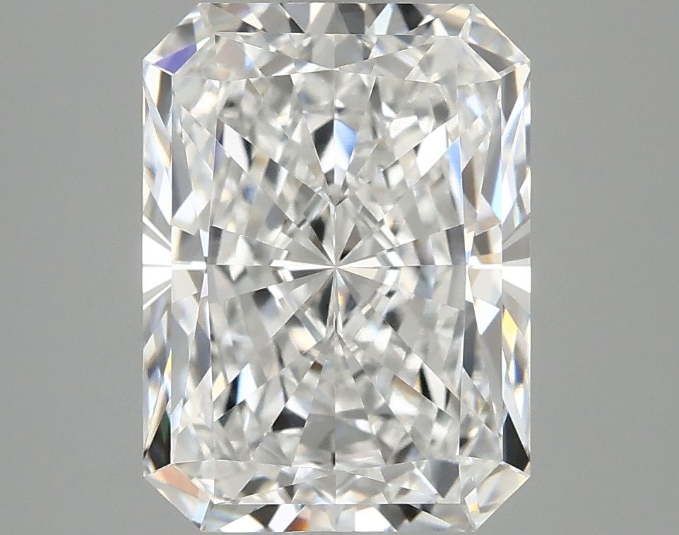 Loose Diamond - RADIANT 3.07ct D VVS2: Loose Diamond - RADIANT 3.07ct D VVS2 Source: This is a real non-mined Diamond that has been grown in a lab Shape: RADIANT Carats: 3.07 Color: D Clarity: VVS2 Certification: IGI Video: Video Link