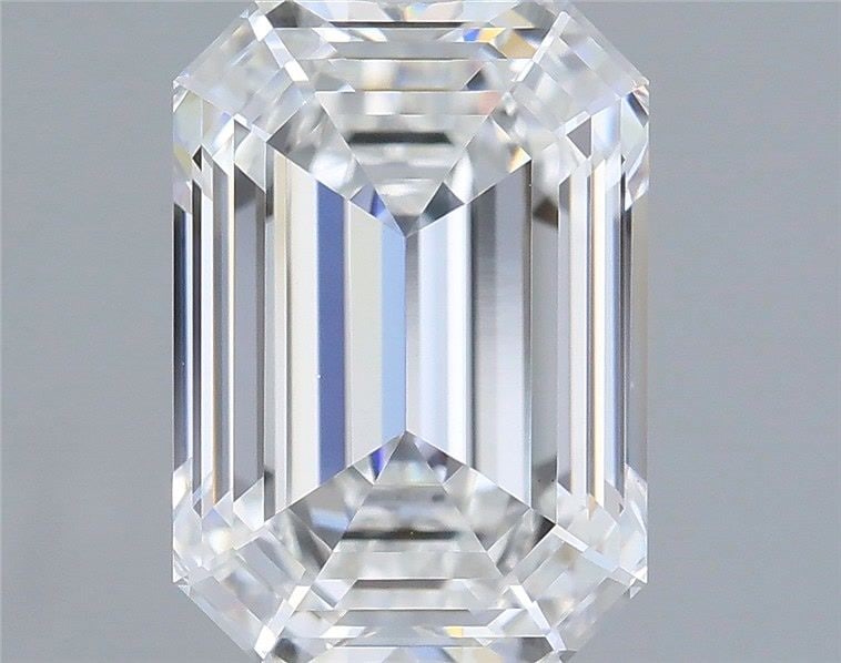 Loose Diamond - EMERALD 1.76ct E VS1: Loose Diamond - EMERALD 1.76ct E VS1 Source: This is a real non-mined Diamond that has been grown in a lab Shape: EMERALD Carats: 1.76 Color: E Clarity: VS1 Certification: IGI Video: